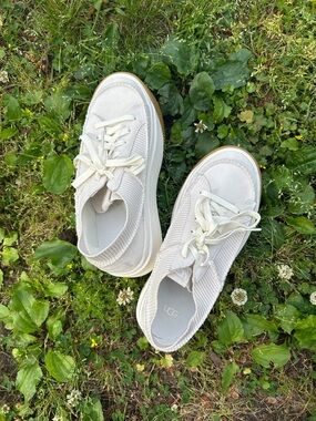 UGG Women's Off-White Knit Lace-Up Sneakers